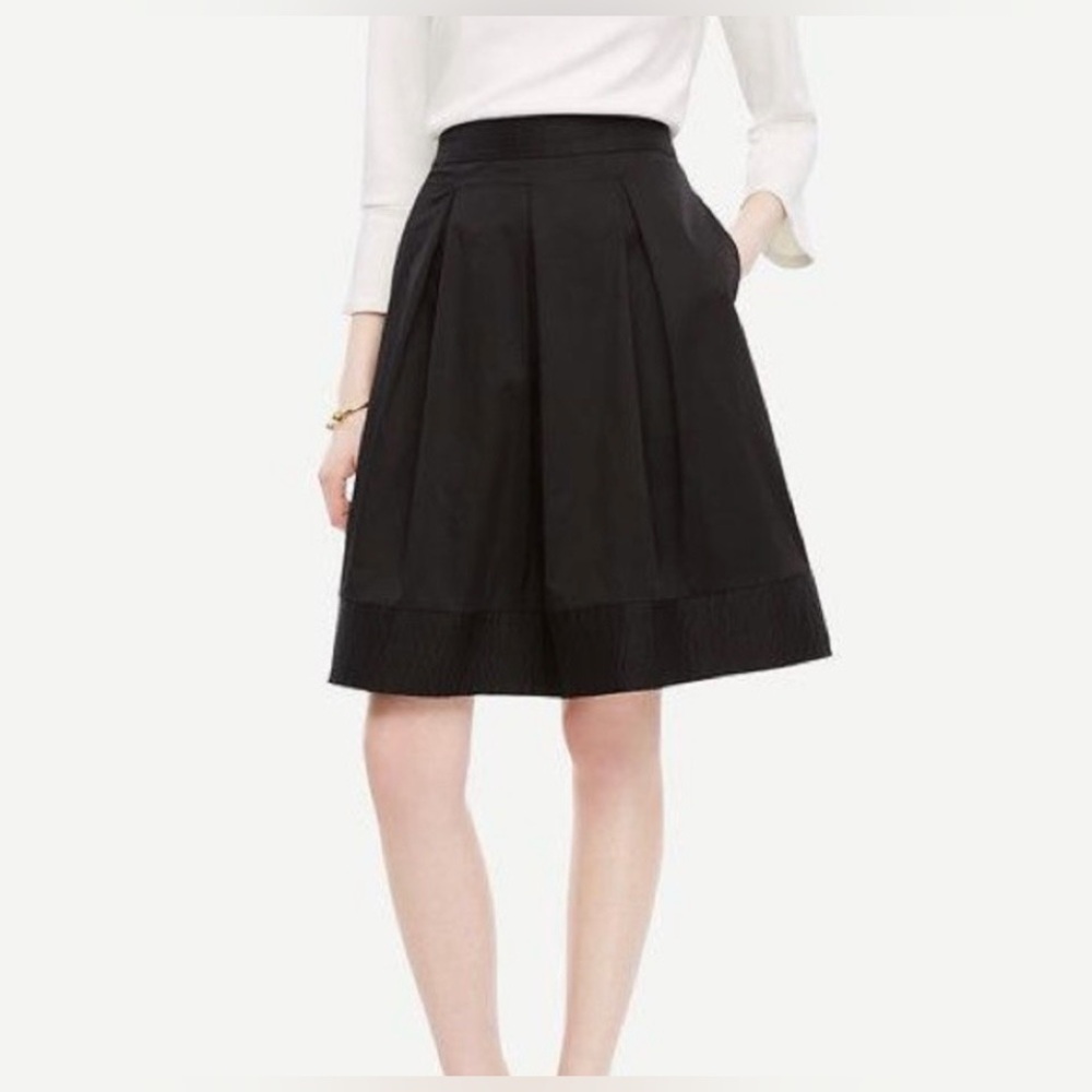 Ann Taylor Black Pleated Poplin Skirt. New with tags. Size 2.